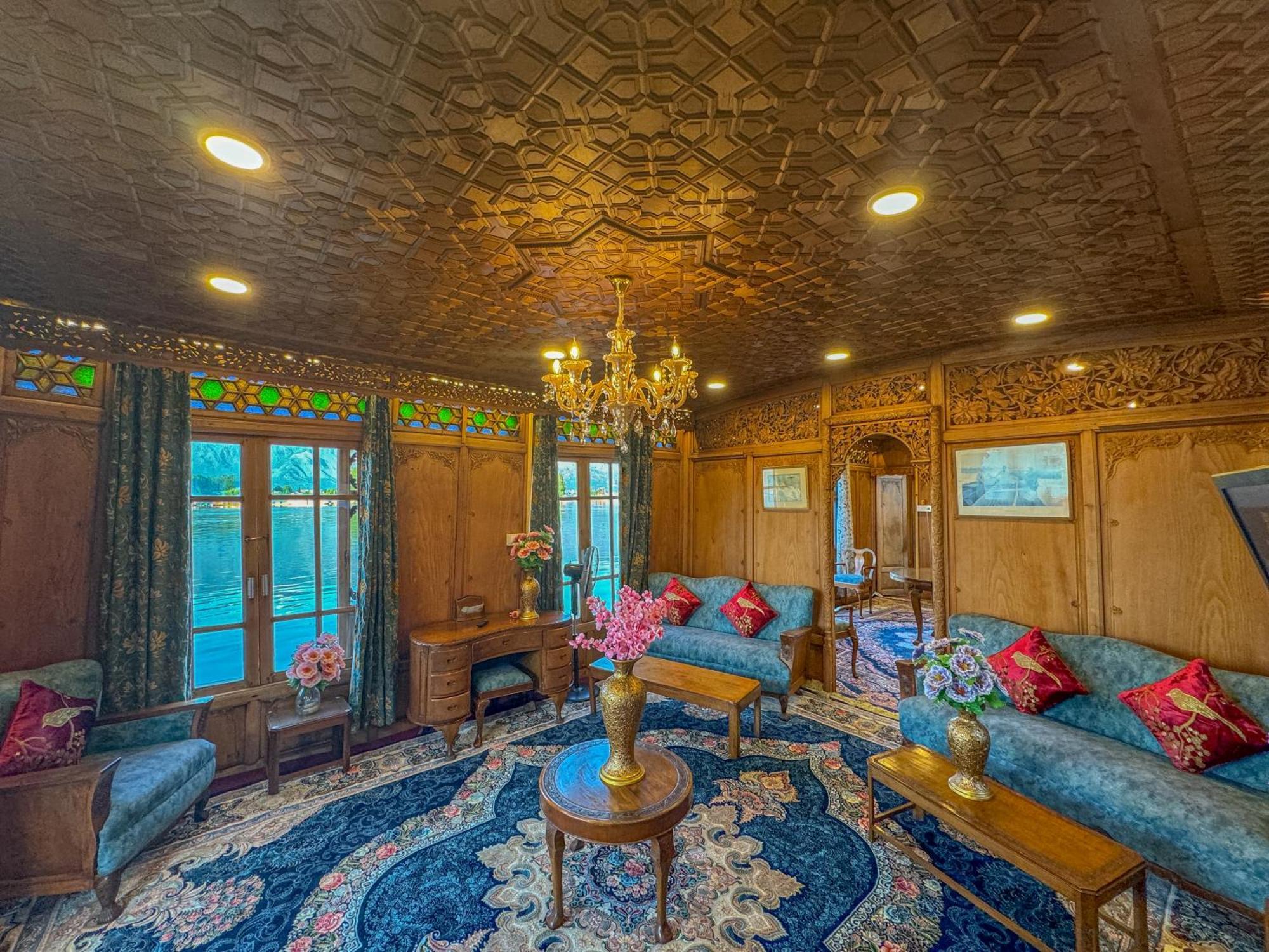 Peacock Houseboats Hotel Srīnagar Екстериор снимка