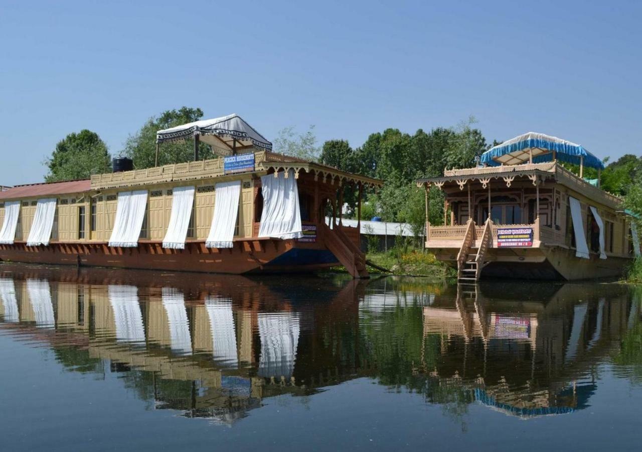 Peacock Houseboats Hotel Srīnagar Екстериор снимка